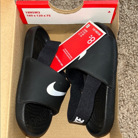 NEW Nike Kids Black Slide Sandals - Picture 1 of 5